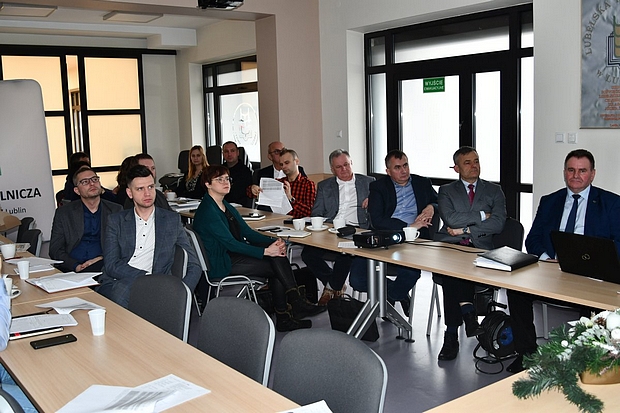 Zsespoł PDO podczas prezentacji wyników